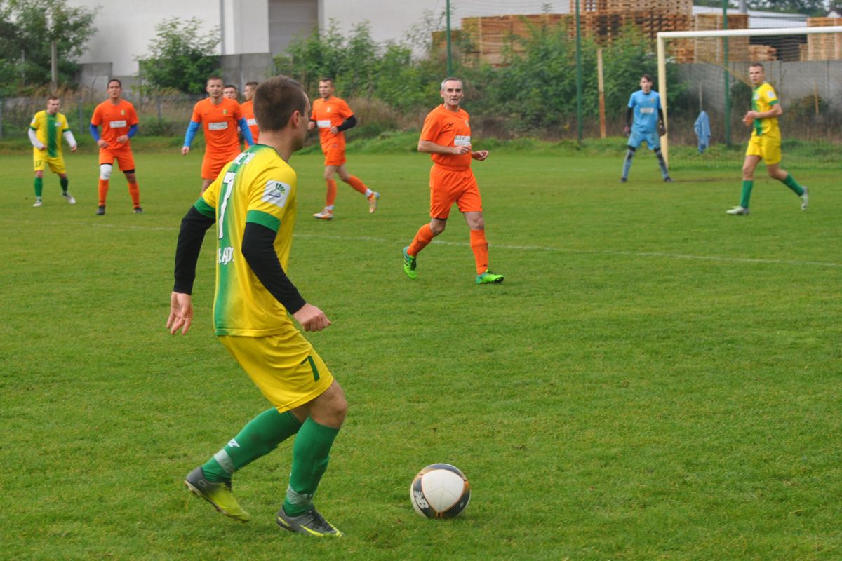 08.10.2017 Pogoń Bełchów 1:5 Orlęta Cielądz