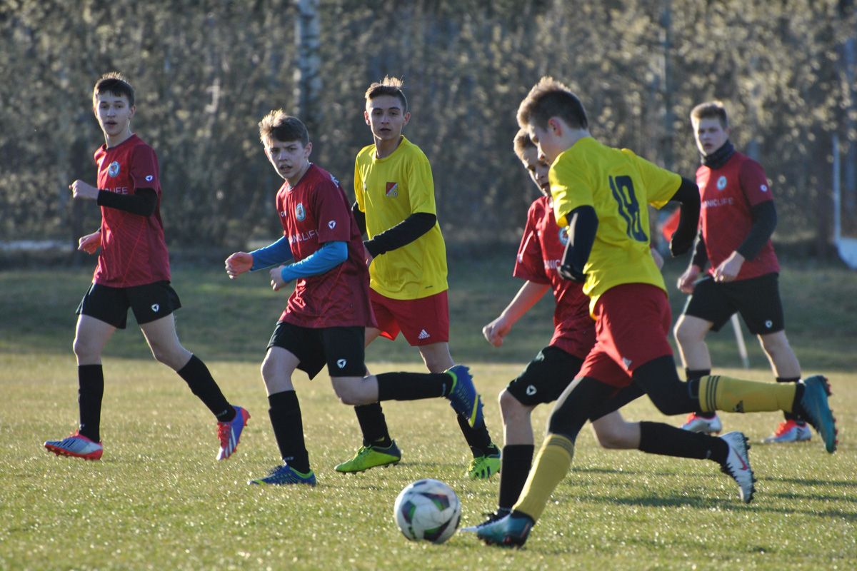 2019.04.01 Białka Biała Rawska 2:0 Orlęta Cielądz (C1)